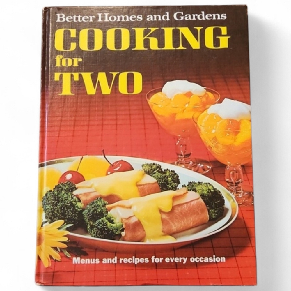 1960s Vintage Better Homes and Gardens Cooking for Two Cookbook